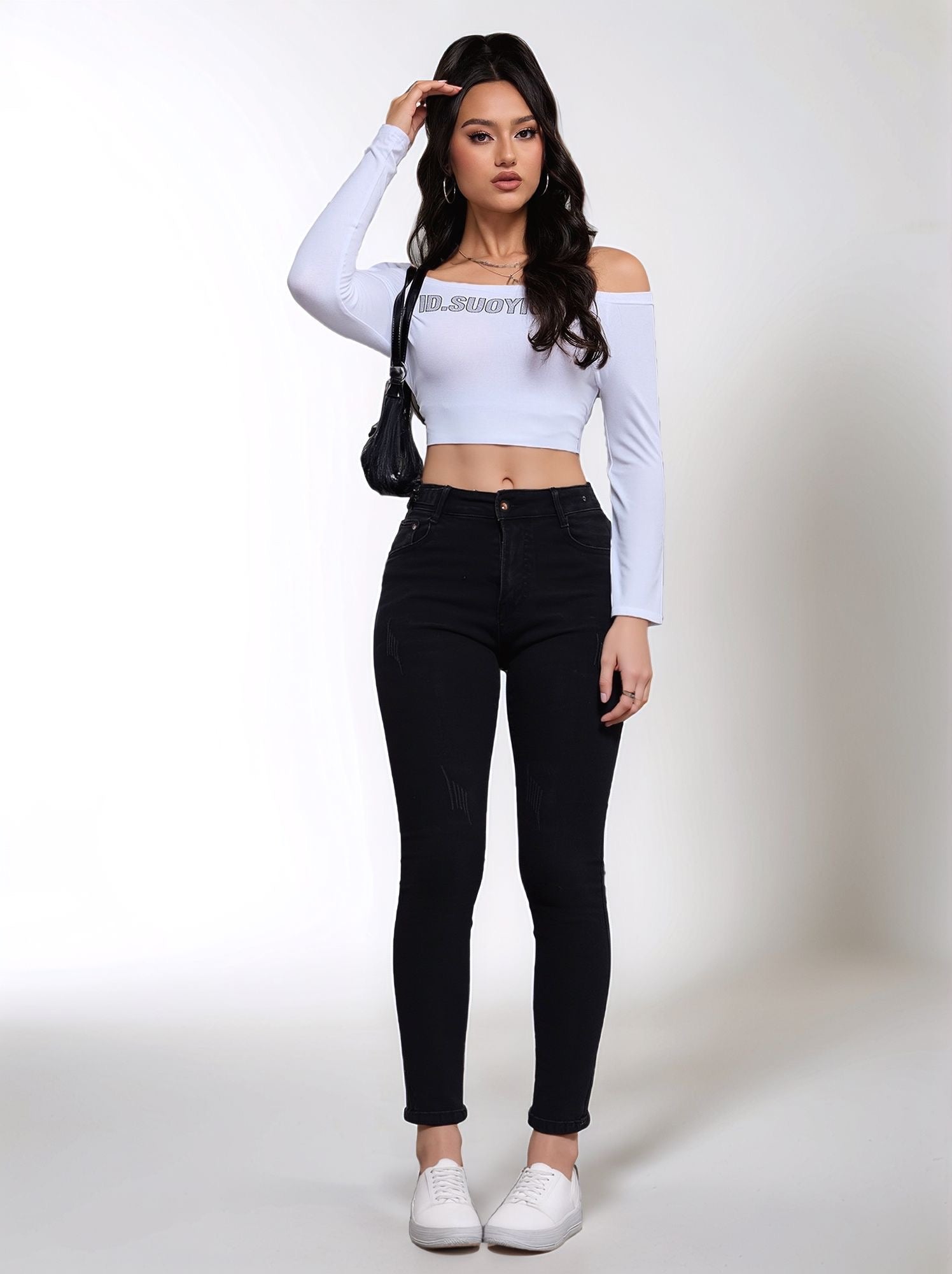 HMJeans|Pantalones vaqueros negros ajustados de talle alto con roturas, diseño moderno y versátil