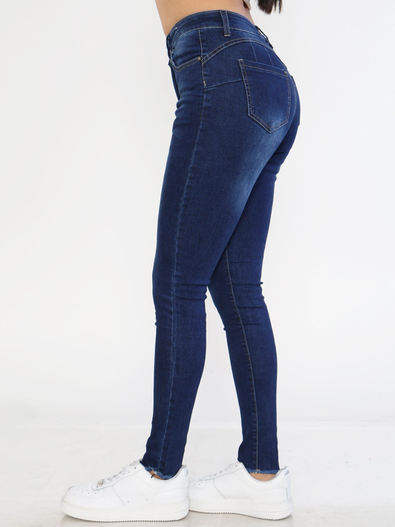 Pantalón de Mezclilla para Mujer - Básicos Ajustados en Azul para un Look Casual