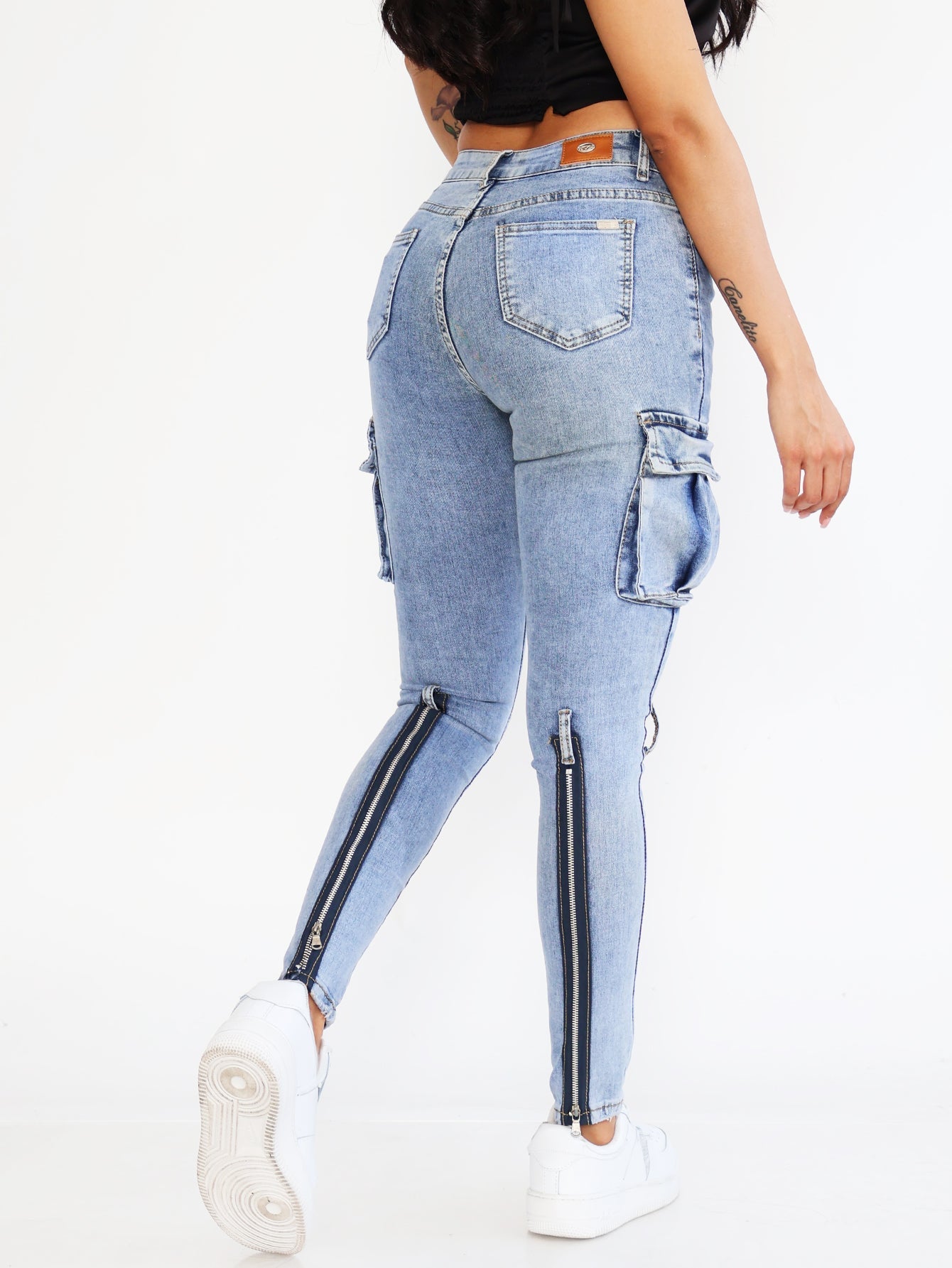Pantalones Vaqueros Ajustados para Mujer - Estilo Casual con Bolsillos y Zippers Únicos